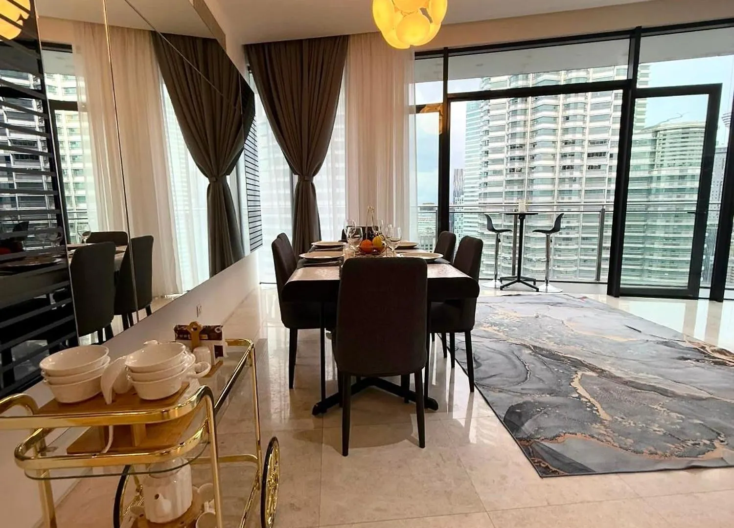 Luxury House Klcc View Romantic Candle Light Linked To Klcc Mall Kuala Lumpur 0*,